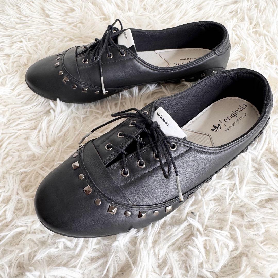 【新品】アディダス オリジナルス スタッズ レザー フラットシューズ 40周年