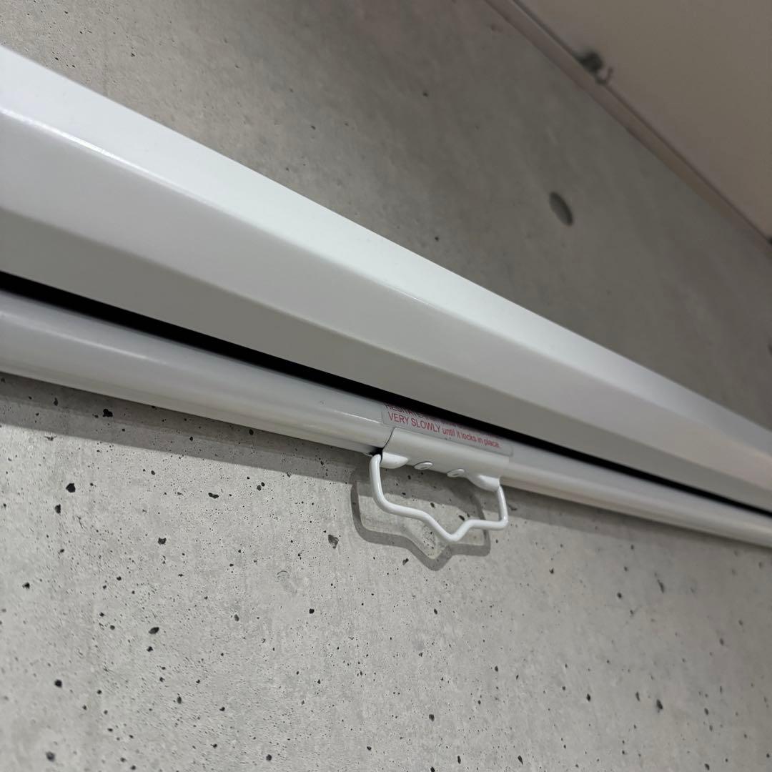 プロジェクター スクリーン