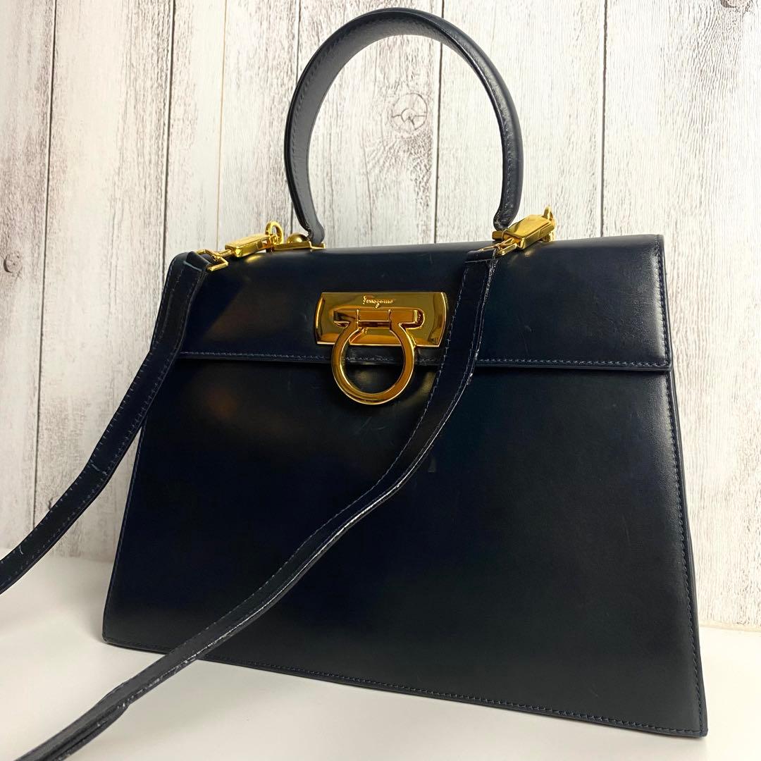【美品☆人気】フェラガモ ガンチーニ ハンドバッグ 2way ブラック