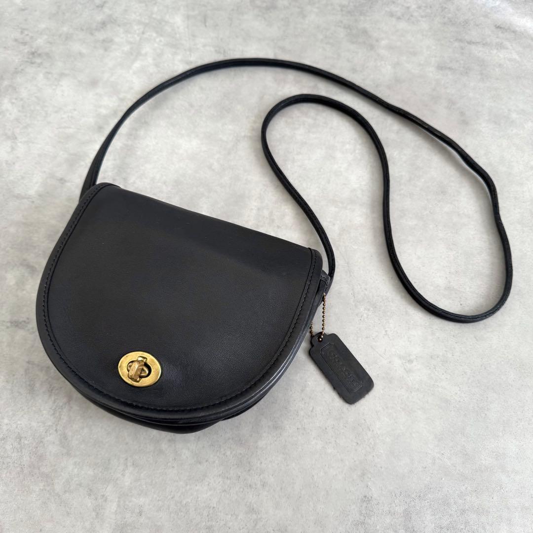 タンタン COACH Turnlock Shoulder Bag