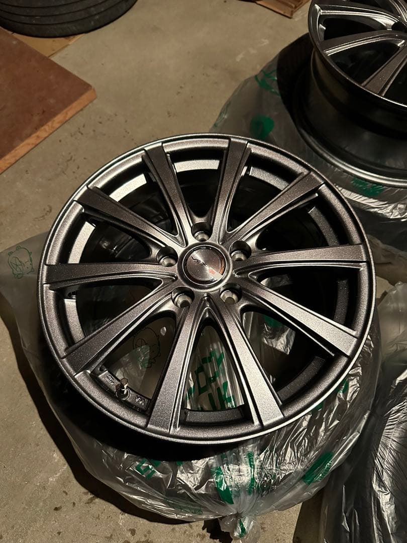 m*o様 【即日発送・最終お値下交渉】VEX 新品未使用ホイール 17インチ 4