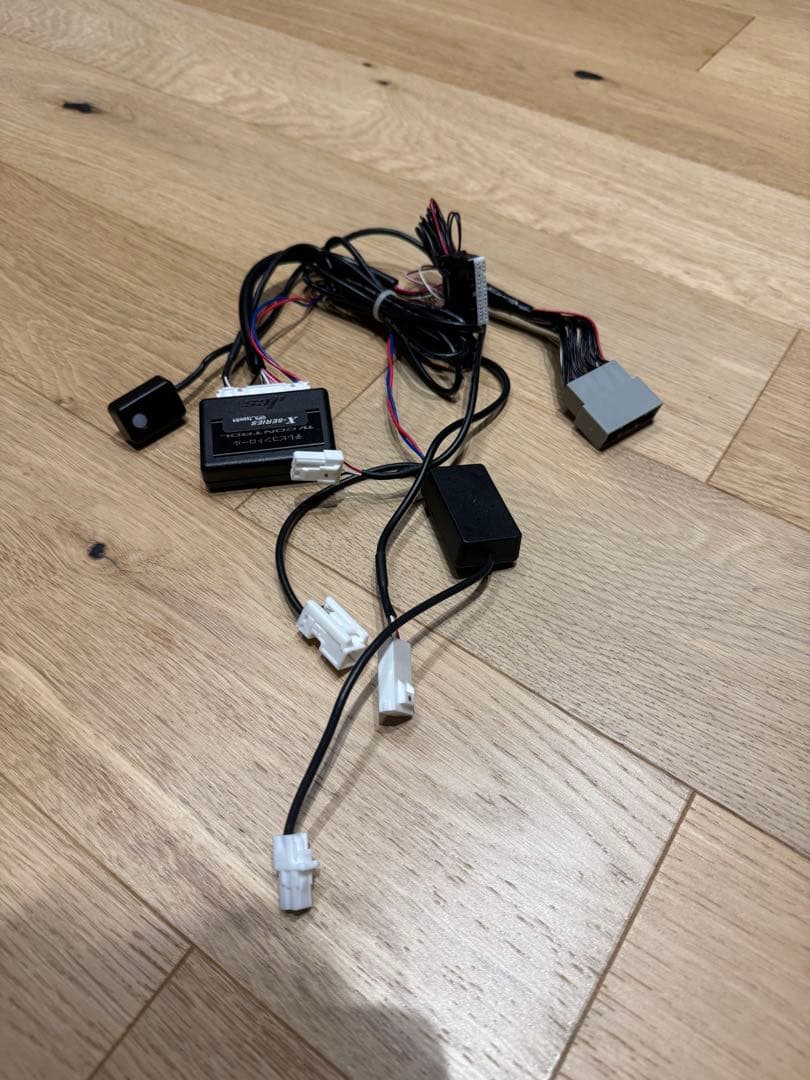 JES 日本電子サービス　TVコントロール　TXR-84 ランクル250