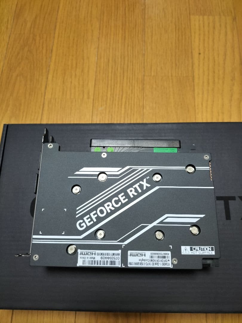 グラフィックボード・グラボ・ビデオカード GEFORCE RTX 4060 8GB GDDR6