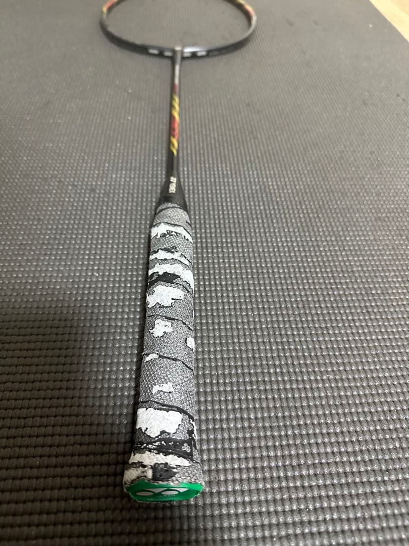 YONEXナノフレア 800 バドミントンラケット