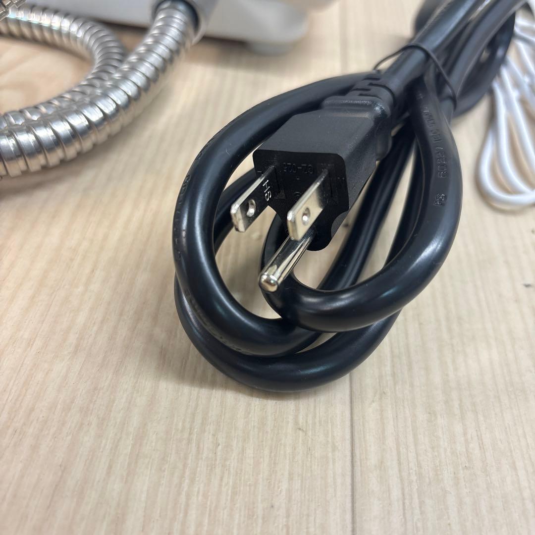 D503 SKIN COOL HOT&Cold&EMS 美顔器