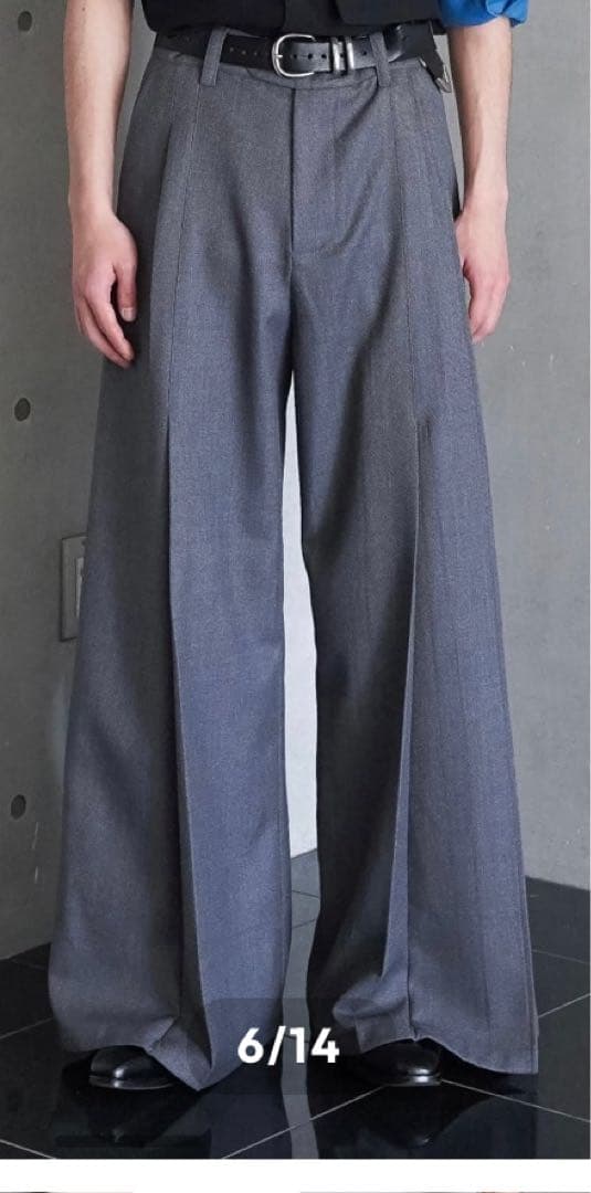 パンツ NULLUS Belted Large Pleated Trousers