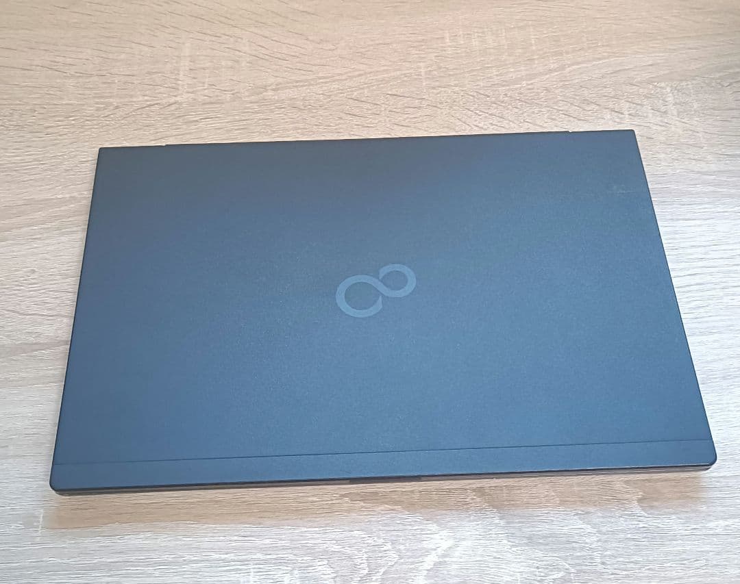 富士通 LIFEBOOK U937R LTE 第7世代 13.3型 Win10