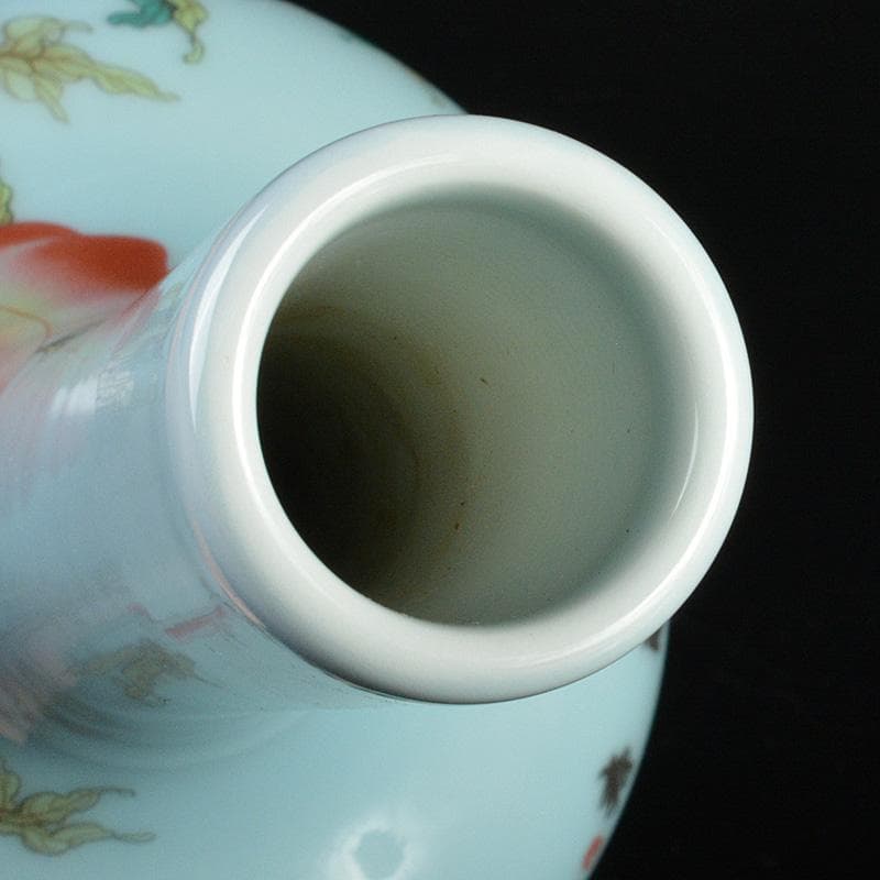 中国　大清乾隆年製　青磁釉　粉彩　鳥桃文　天球瓶　飾壷　V　5939C