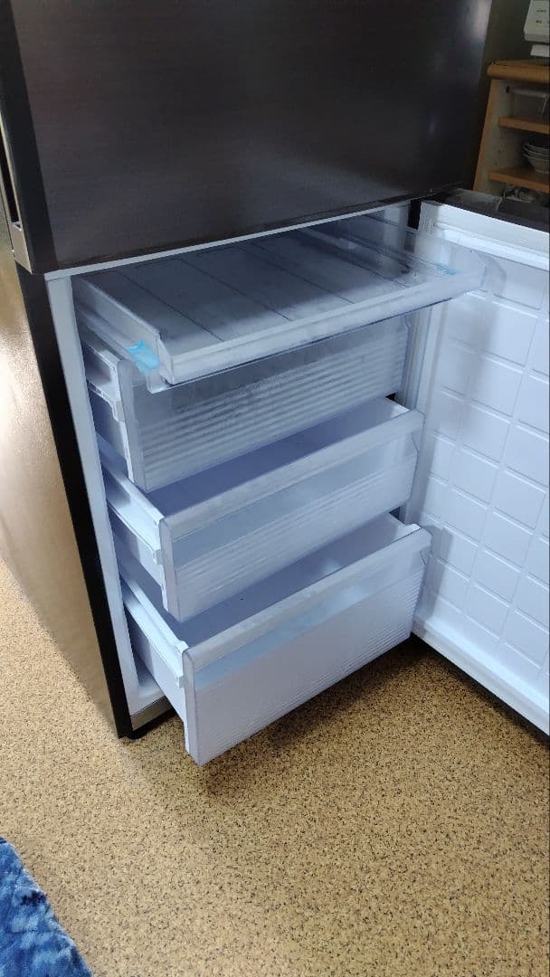 ほぼ新品 2023年製 シャープ 冷蔵庫 メガフリーザー