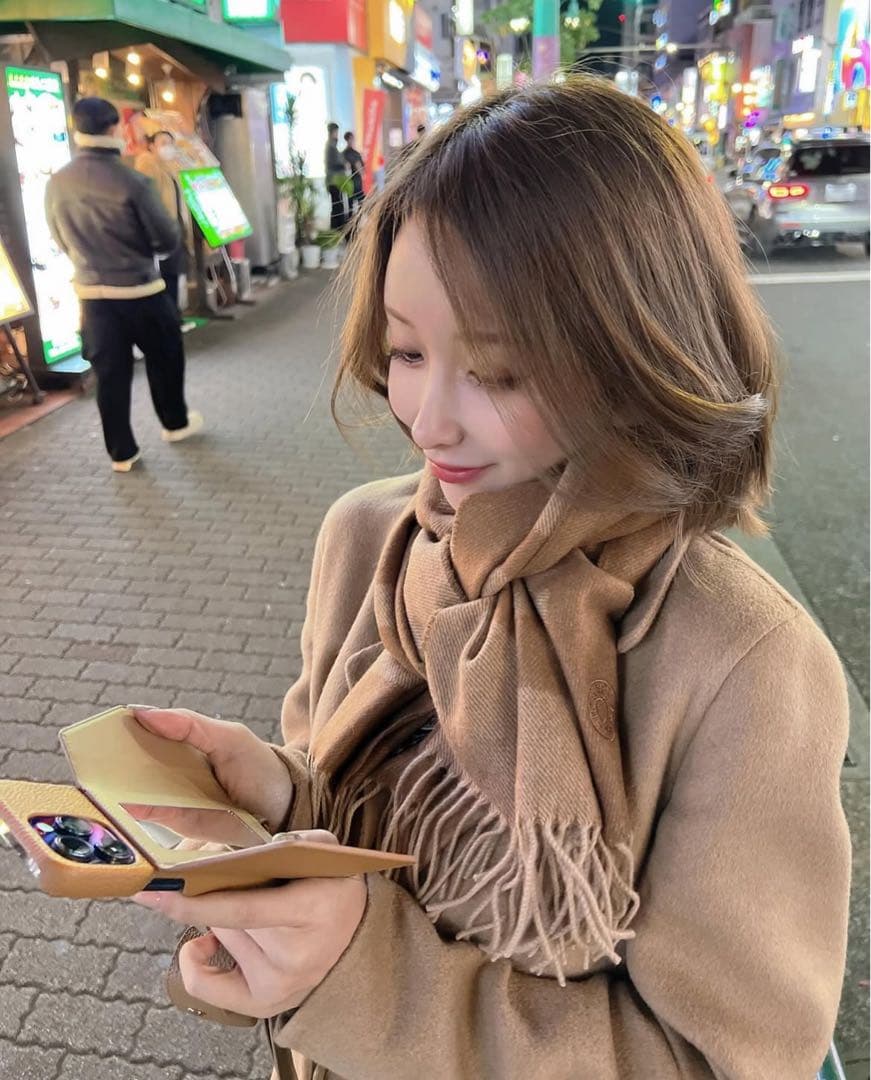 しーちゃんコラボ iPhone16Proケース ベージュレザー