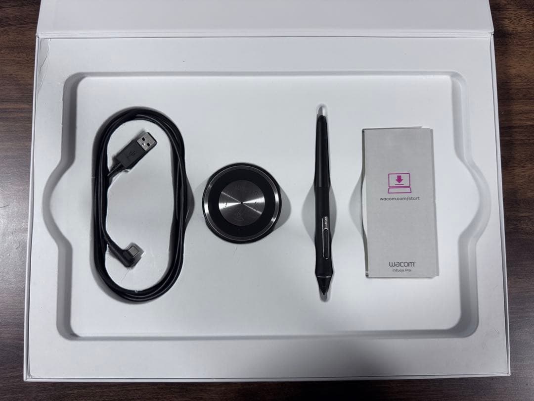 wacom Intuos Pro PTH-660 Mサイズ