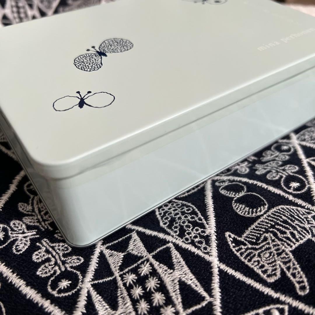 ミナペルホネン✖️菓子工房ルスルス✖️Hanakoコラボ限定クッキー缶　新品未開封