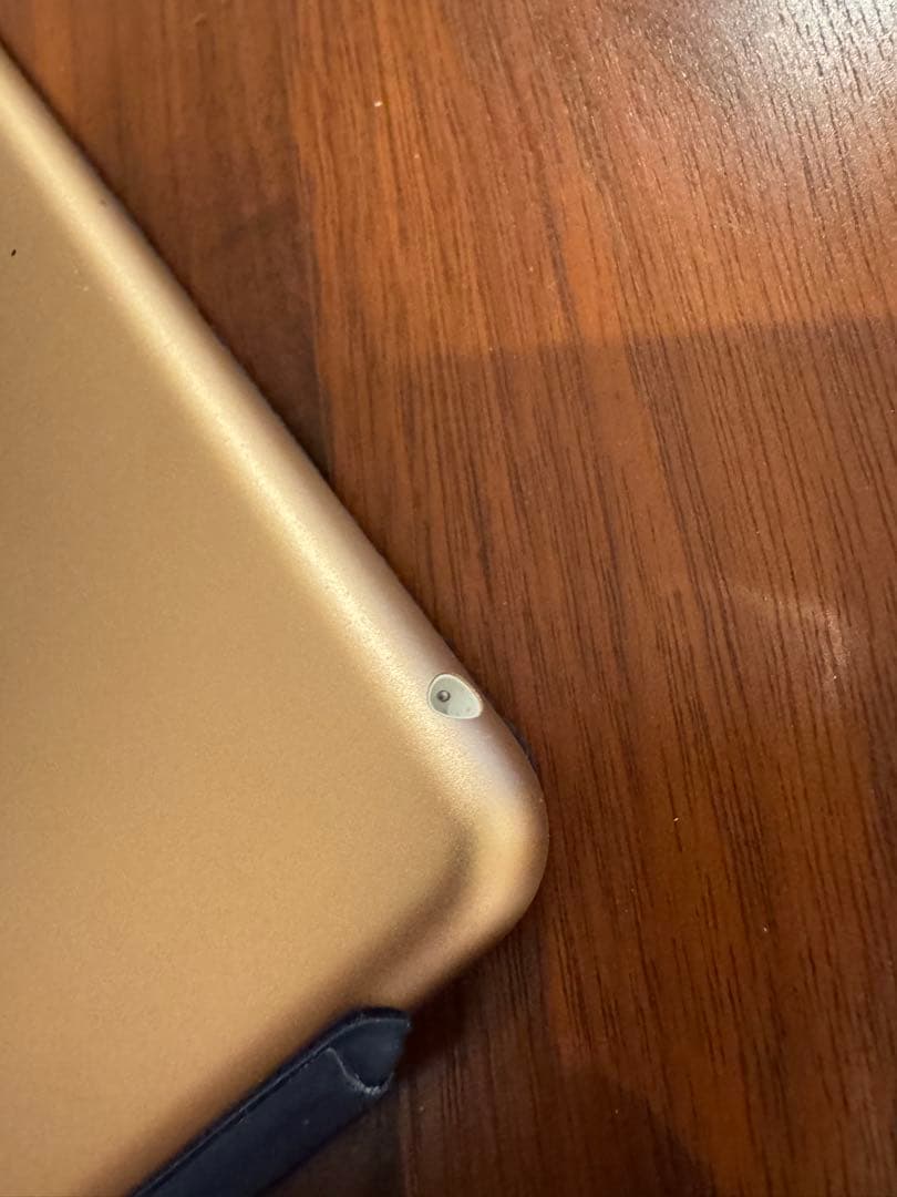 【美品】iPad 第6世代 ゴールド　128GB