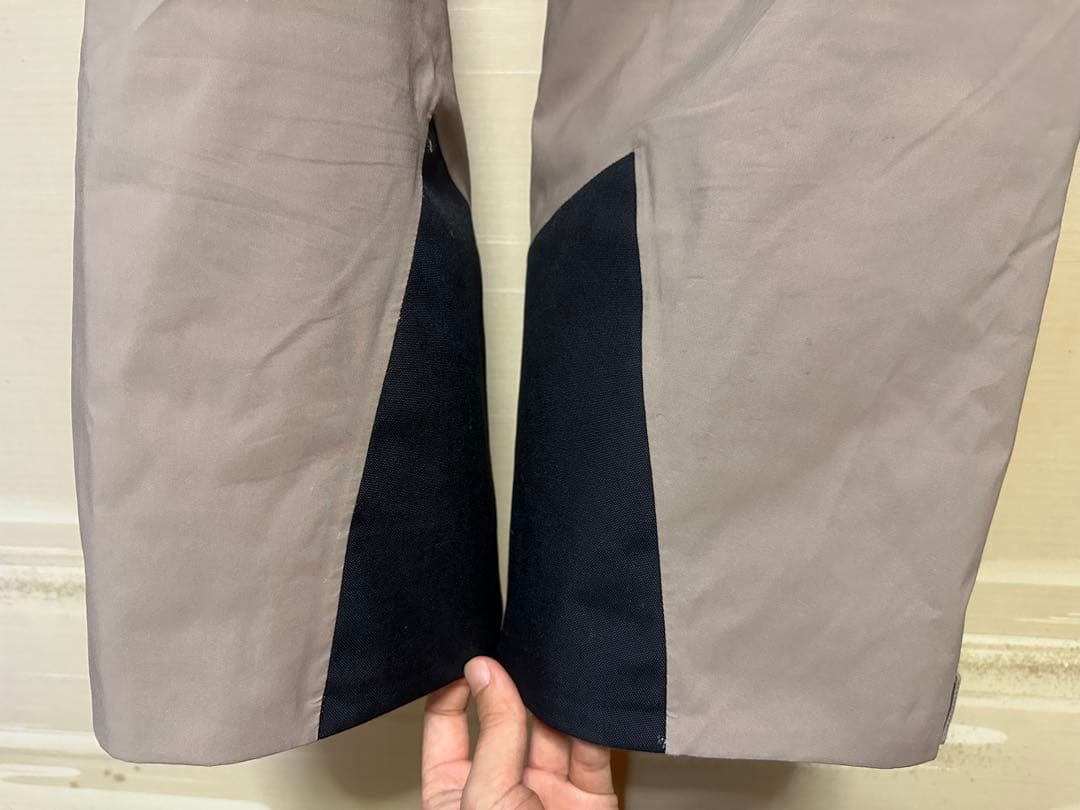 23-24 ゴールドウイン　関係者向けスキーウェア　パンツのみ