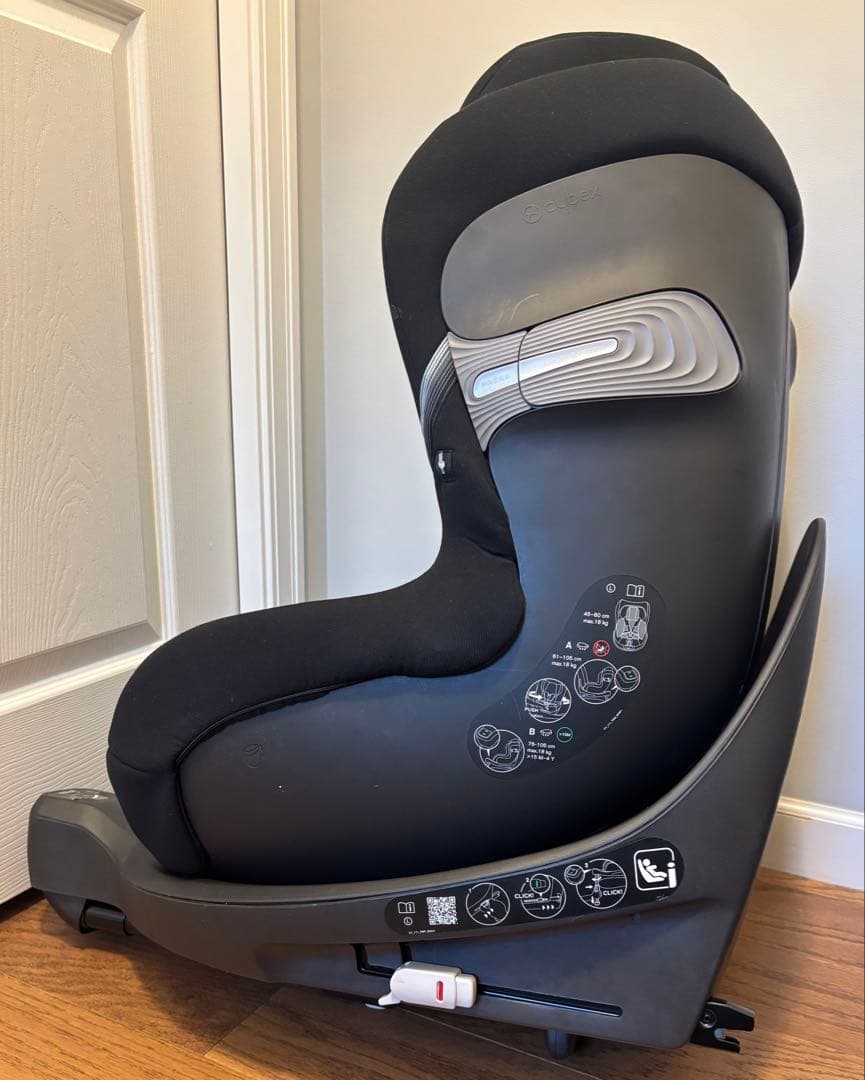 サイベックス　チャイルドシート　シローナSX2 i-Size ブラック