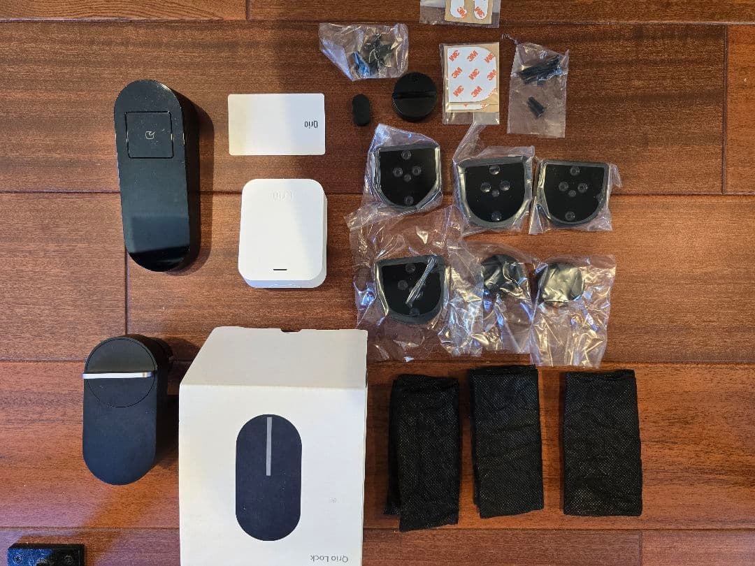 Qrio Lock （Q-SL2 ）+ QrioHub + QrioPad