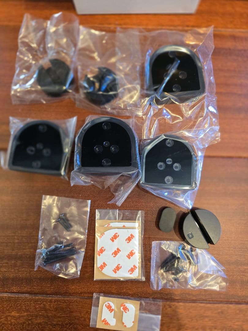 Qrio Lock （Q-SL2 ）+ QrioHub + QrioPad