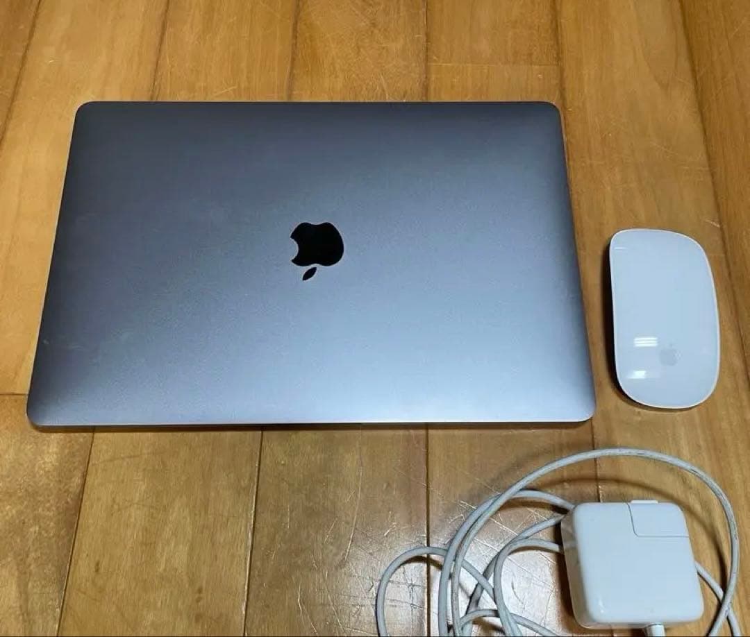 【美品】　MacBook Air 2020 M1 16G 本体　マウス
