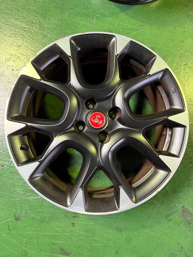 アバルト595純正ホイール　スタッドレス用などに