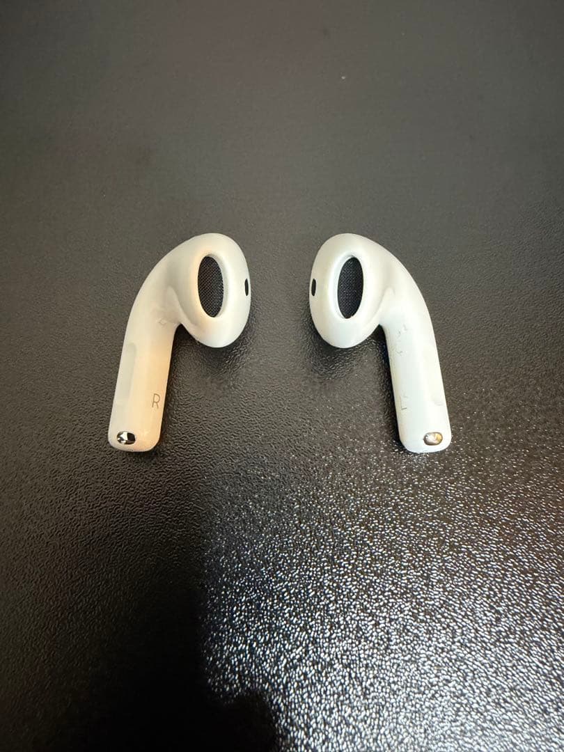 Airpods 4 アクティブノイズキャンセリング/利用少