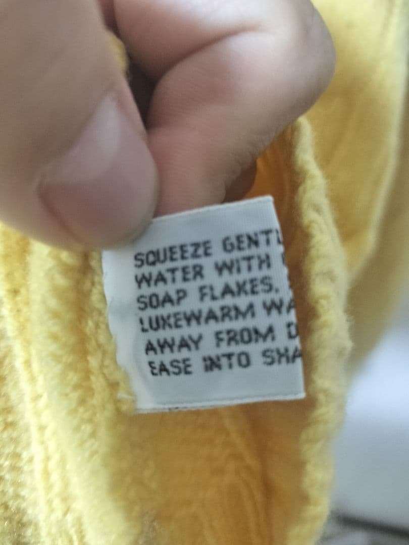 【BERGDORF GOODMAN】スコットランド カシミアアランニット