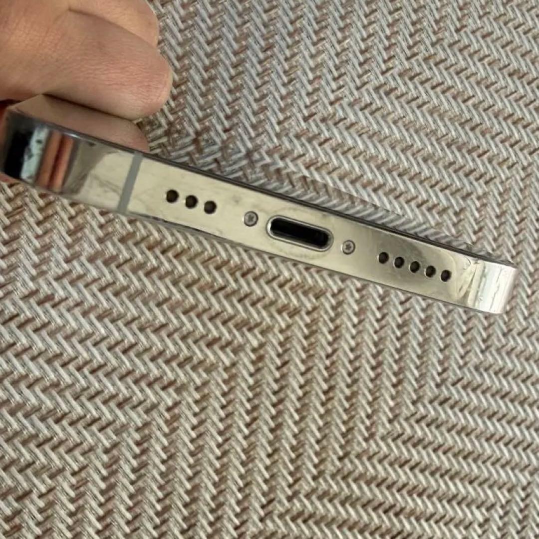 【早い者勝ち！】iPhone 12 Pro シルバー 256GB 初期化済み