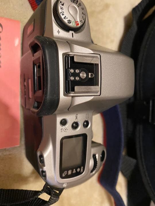 【ケース付き！】キャノンNew EOS Kiss, Tamronレンズ