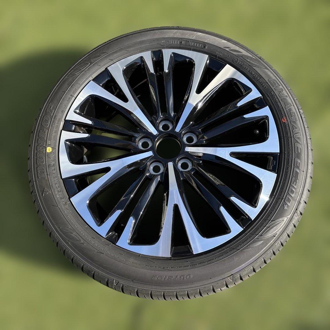 ヤリスクロス　純正ホイール・タイヤ　１本