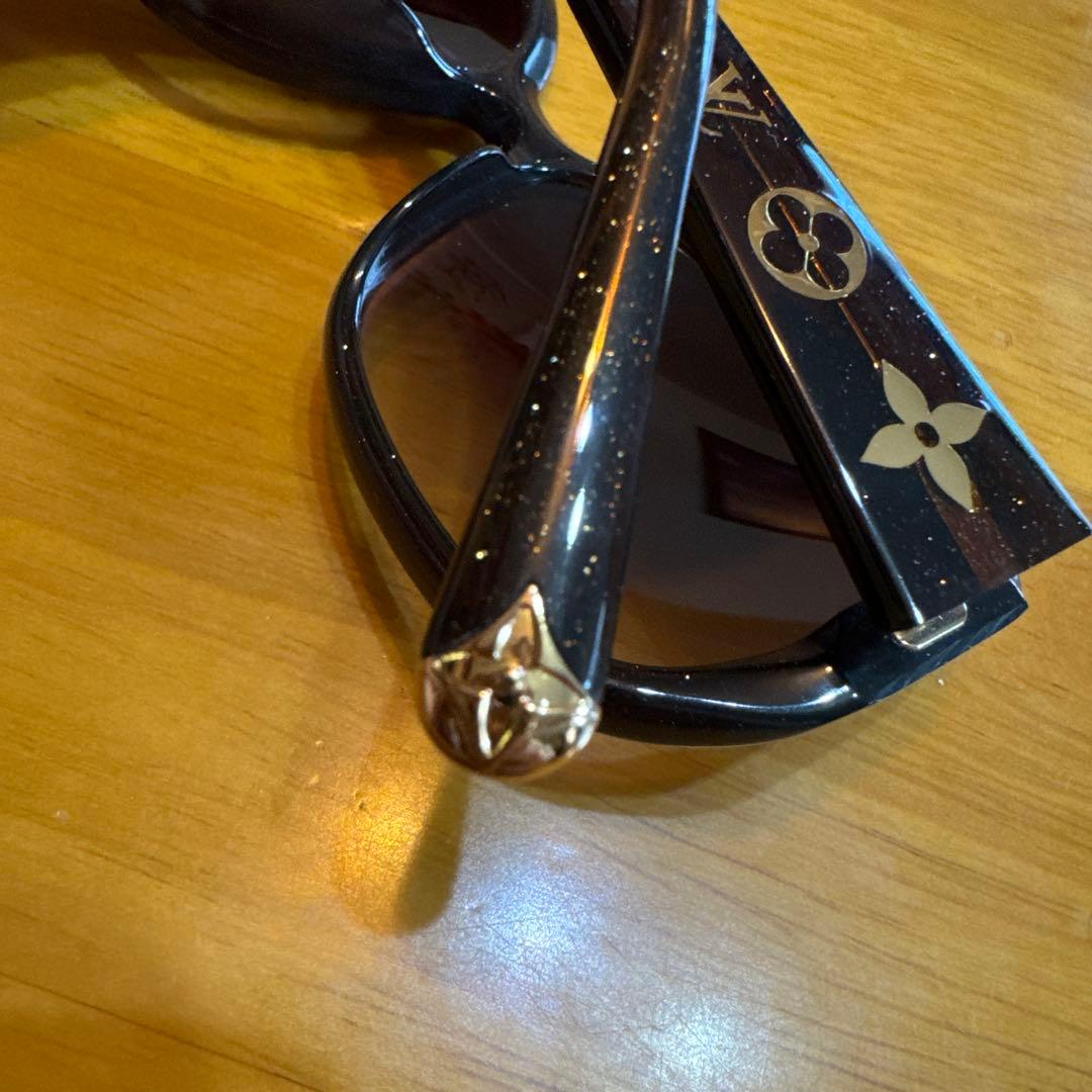 ルイヴィトン　LOUIS VUITTON サングラス オプセシオン Z0459E