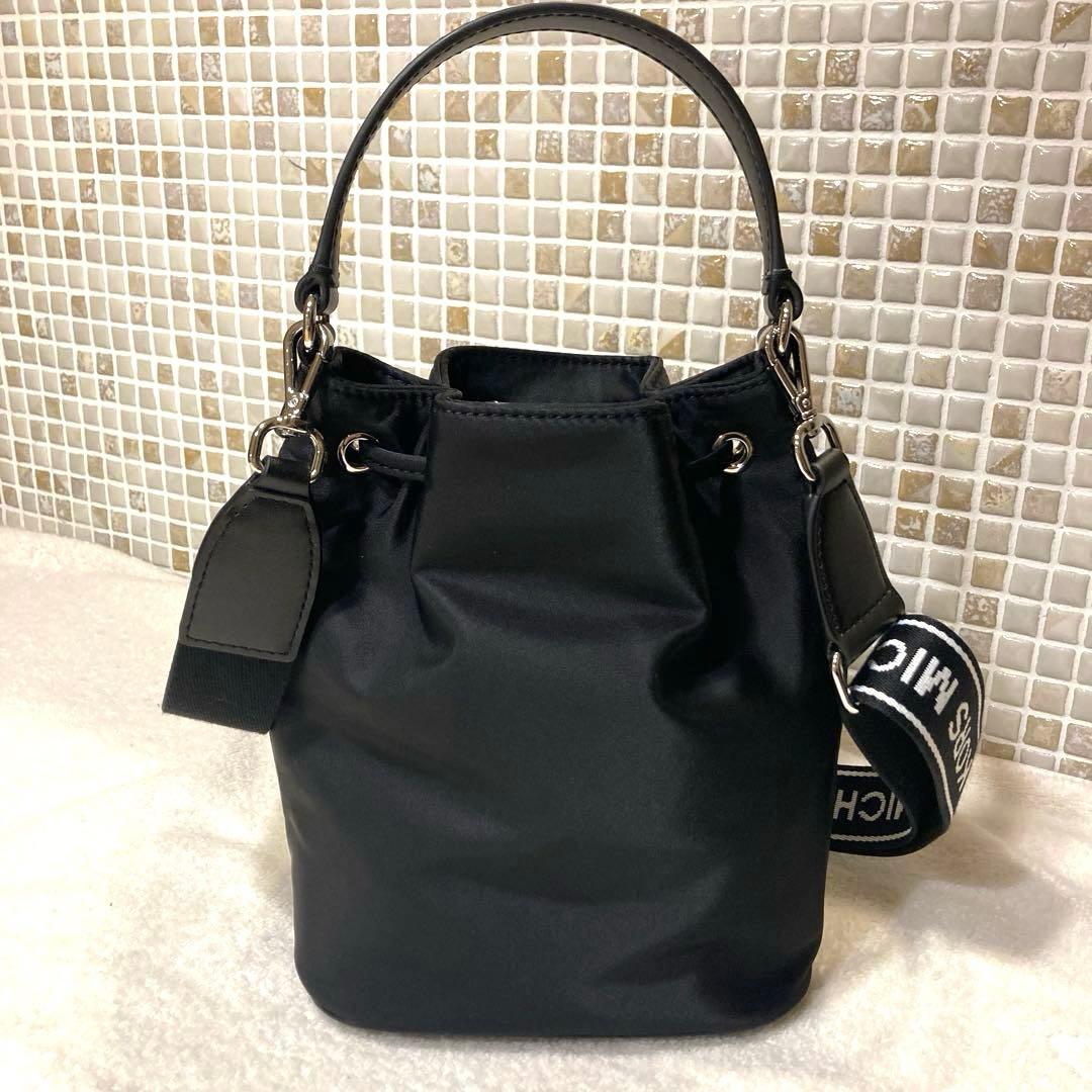 マイケルコース　巾着バッグ　ショルダーバッグ　ハンドバッグ　2WAY KHAI