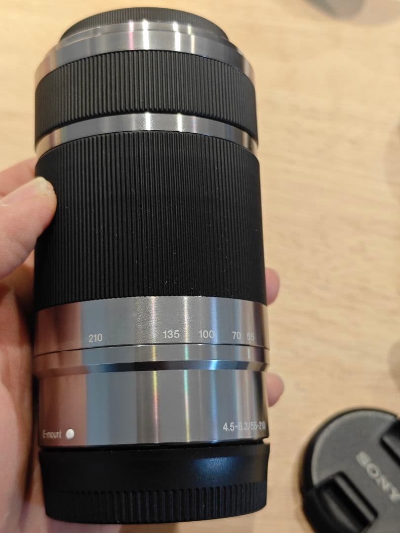 美品　SONY SEL55210 (55-210mm ズームレンズ)