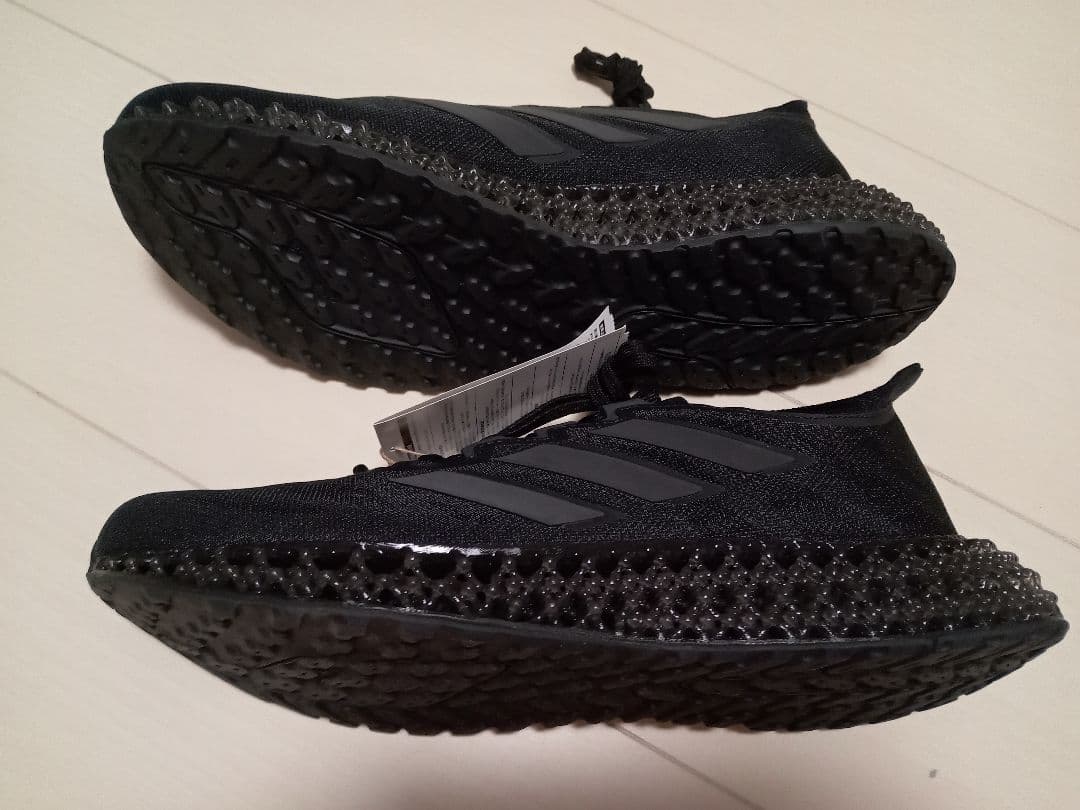 アディダス　4DFWD 3 定価￥30,800