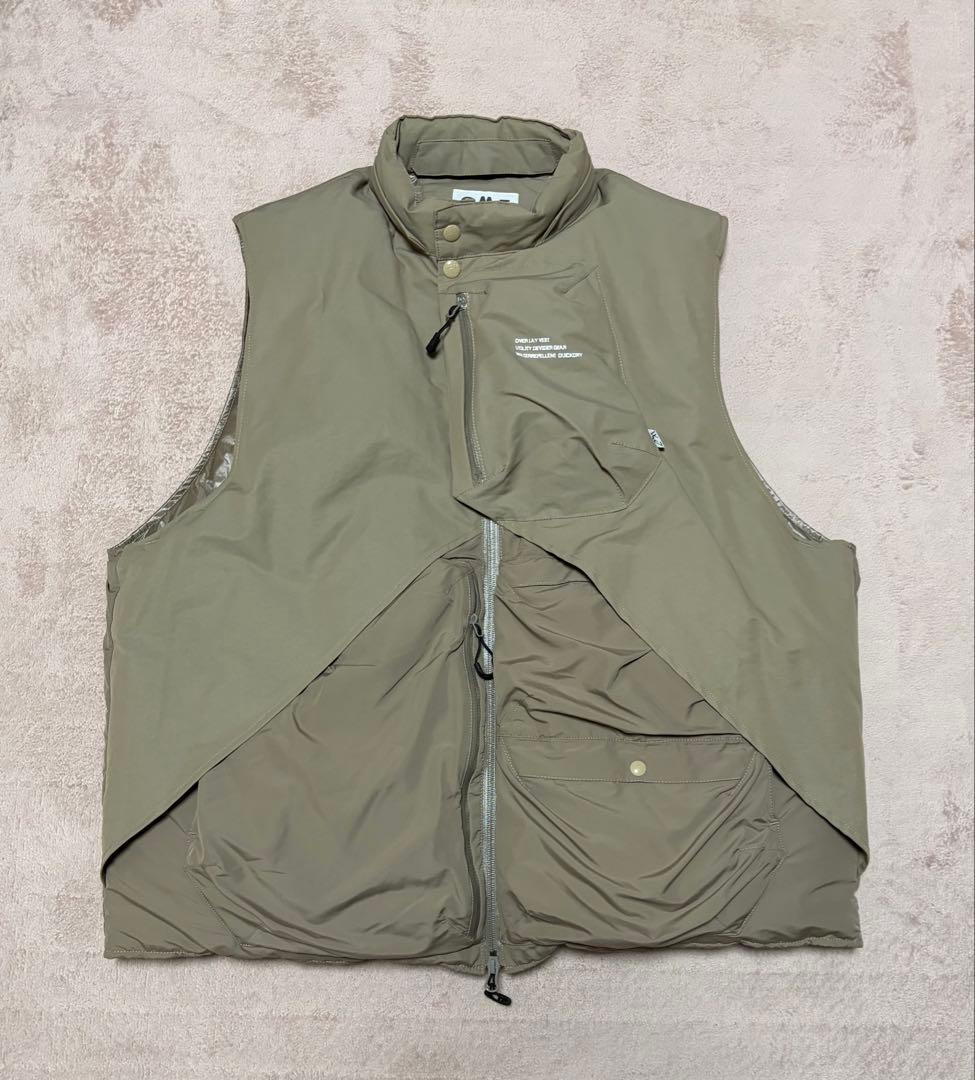 CMF OUTDOOR GARMENT オーバーレイダウンベスト
