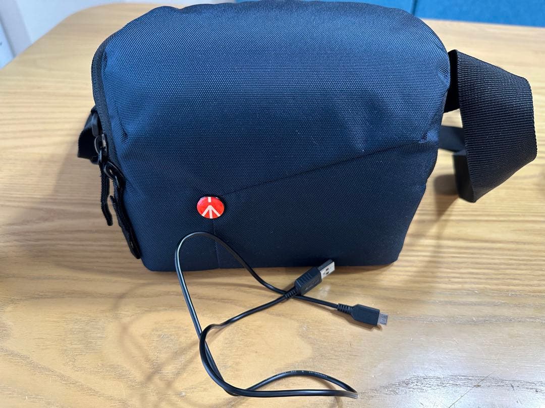 SONY α6300 レンズ　カメラケース付き