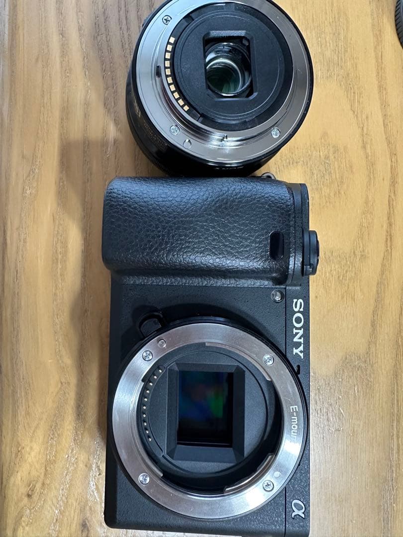 SONY α6300 レンズ　カメラケース付き