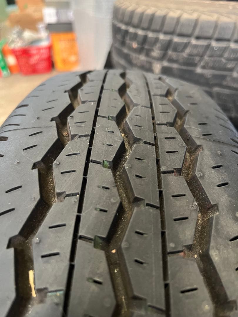 【値下げ‼️新車外し】ハイエース純正タイヤホイールセット