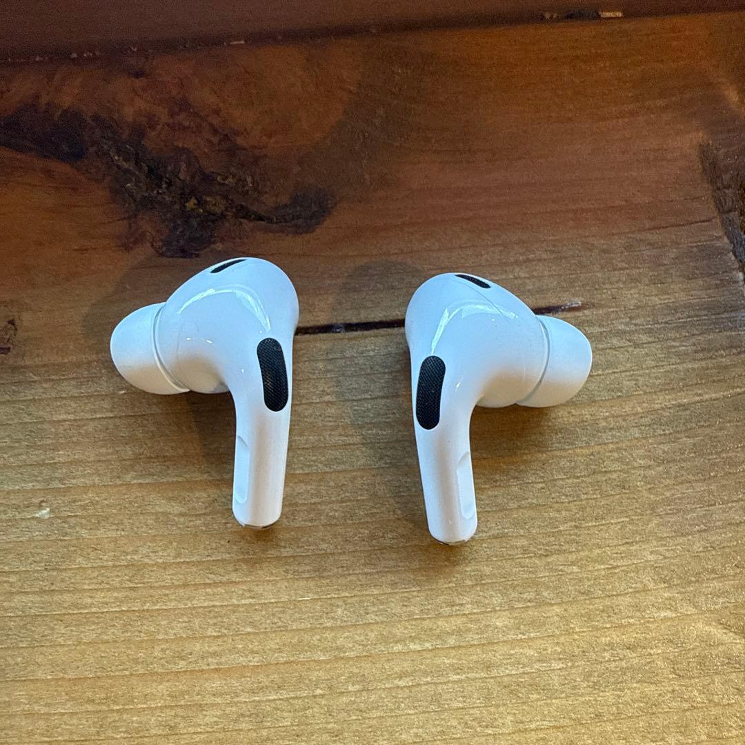 Apple AirPods第二世代プロ本体 充電ケース付き