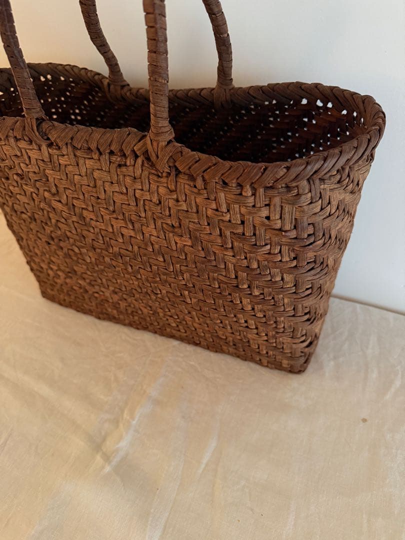 純国産　奥会津　山葡萄手提げ籠