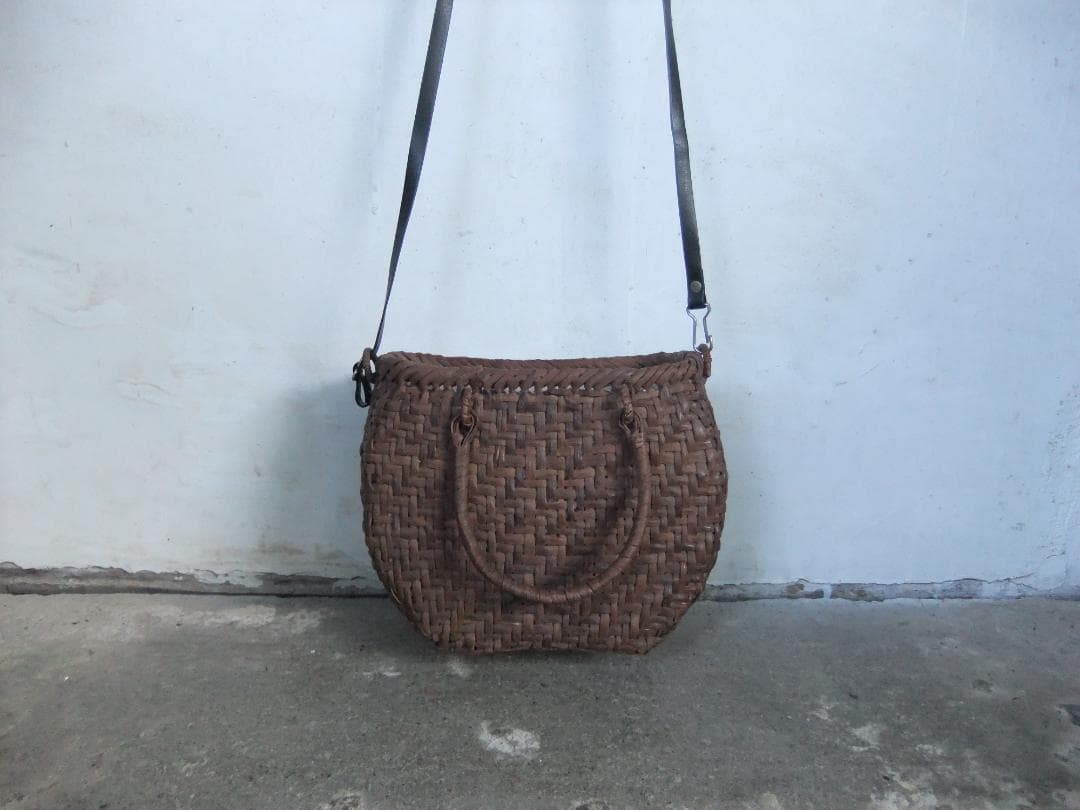 山葡萄かご　丸型小型　２way ( 手提げかご・ショルダーかご )