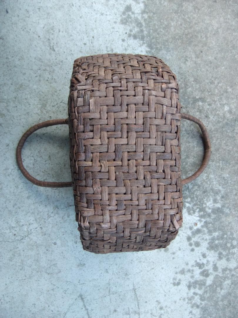 山葡萄かご　丸型小型　２way ( 手提げかご・ショルダーかご )