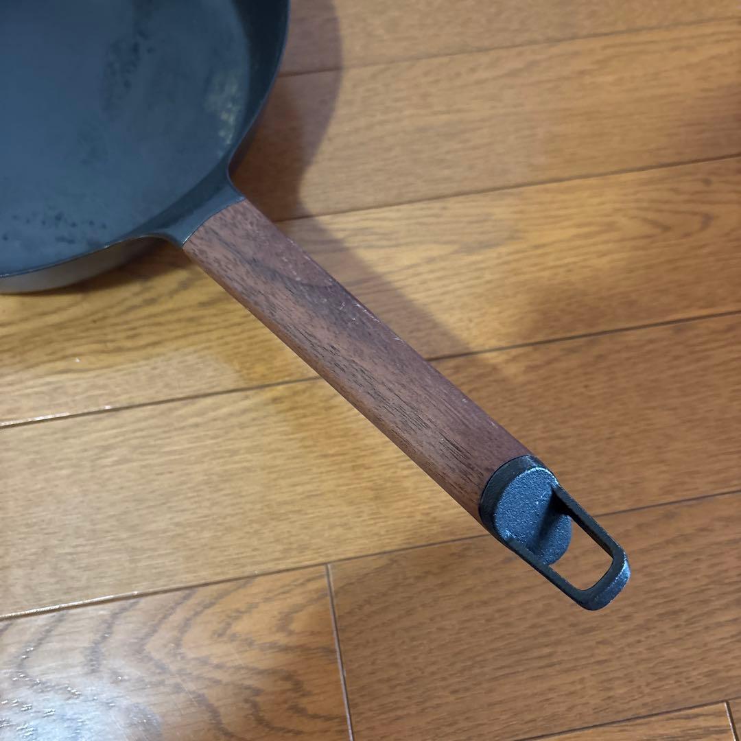 バーミキュラ フライパン20cm（ウォールナット）＋専用リッド付き