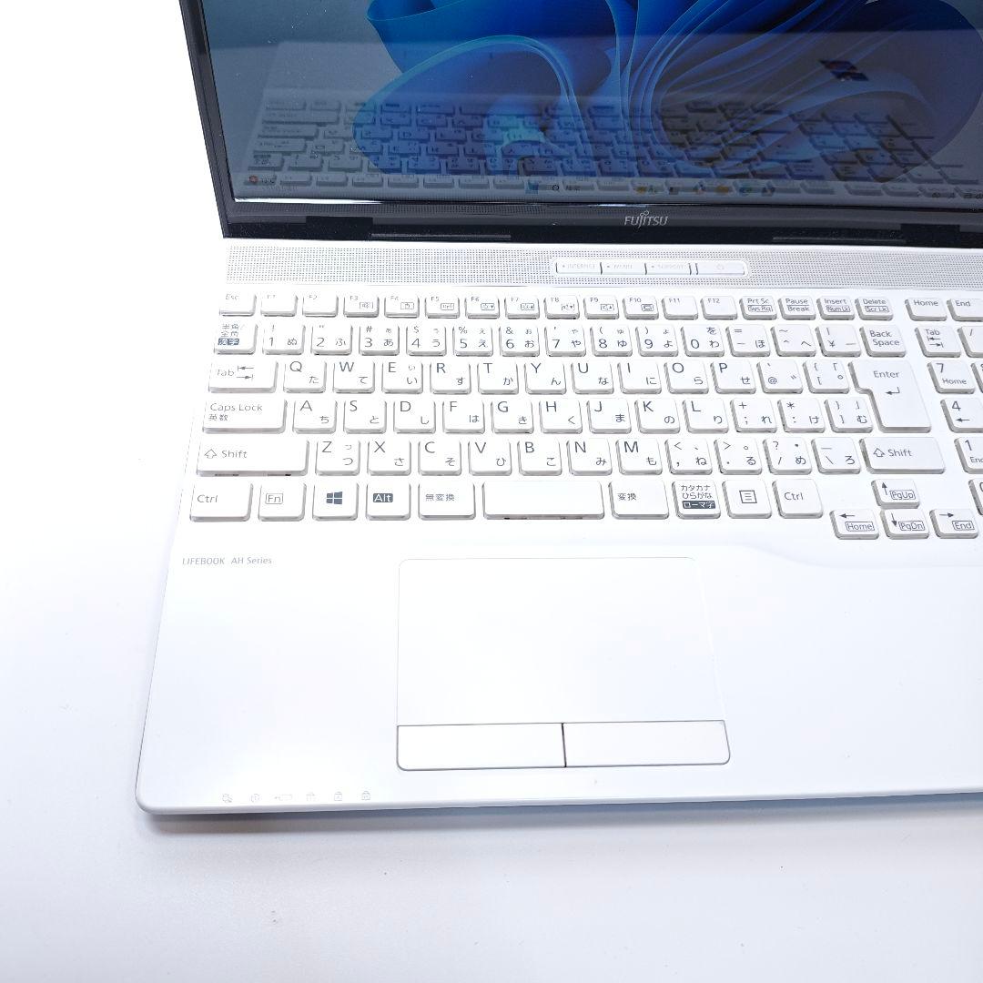 富士通 LIFEBOOK AH43/F3 FMVA43F3WG