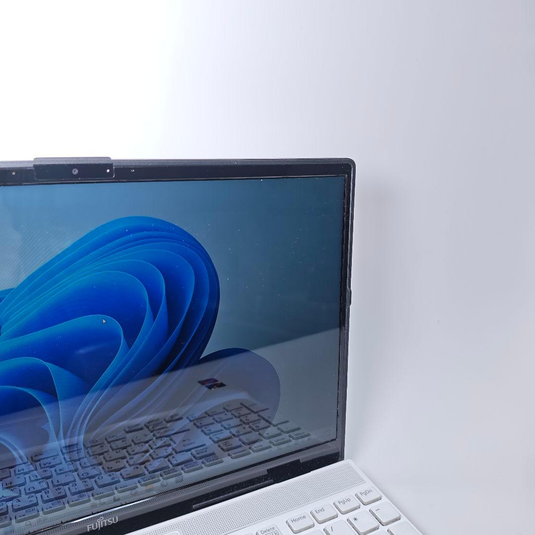富士通 LIFEBOOK AH43/F3 FMVA43F3WG