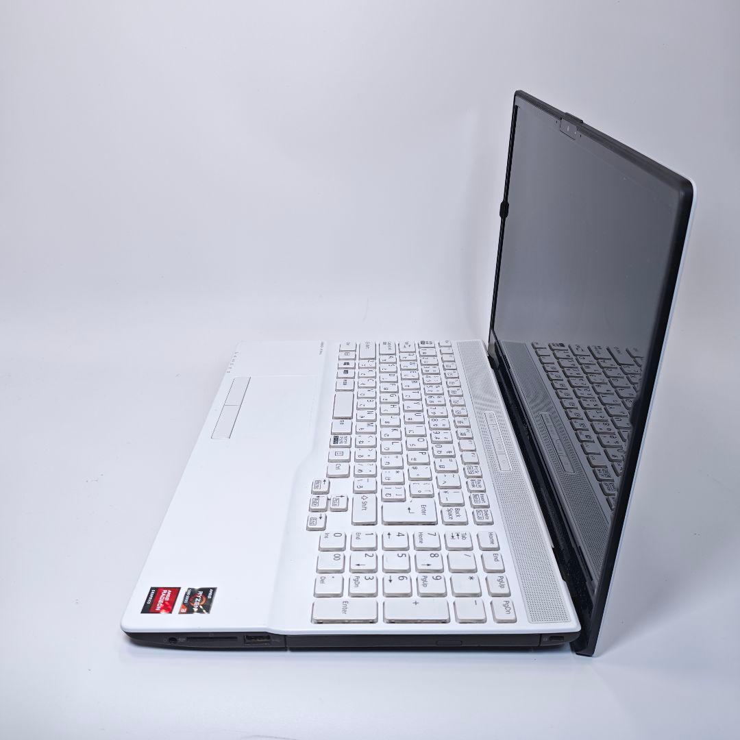 富士通 LIFEBOOK AH43/F3 FMVA43F3WG