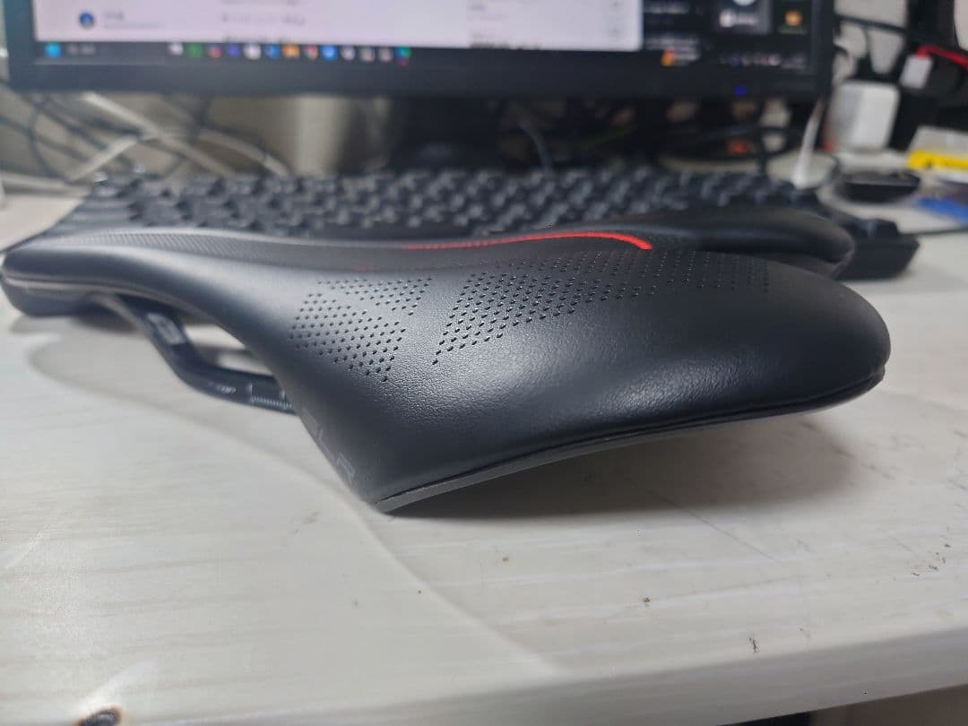 パーツ selle italia slr boost kit carbonio 130