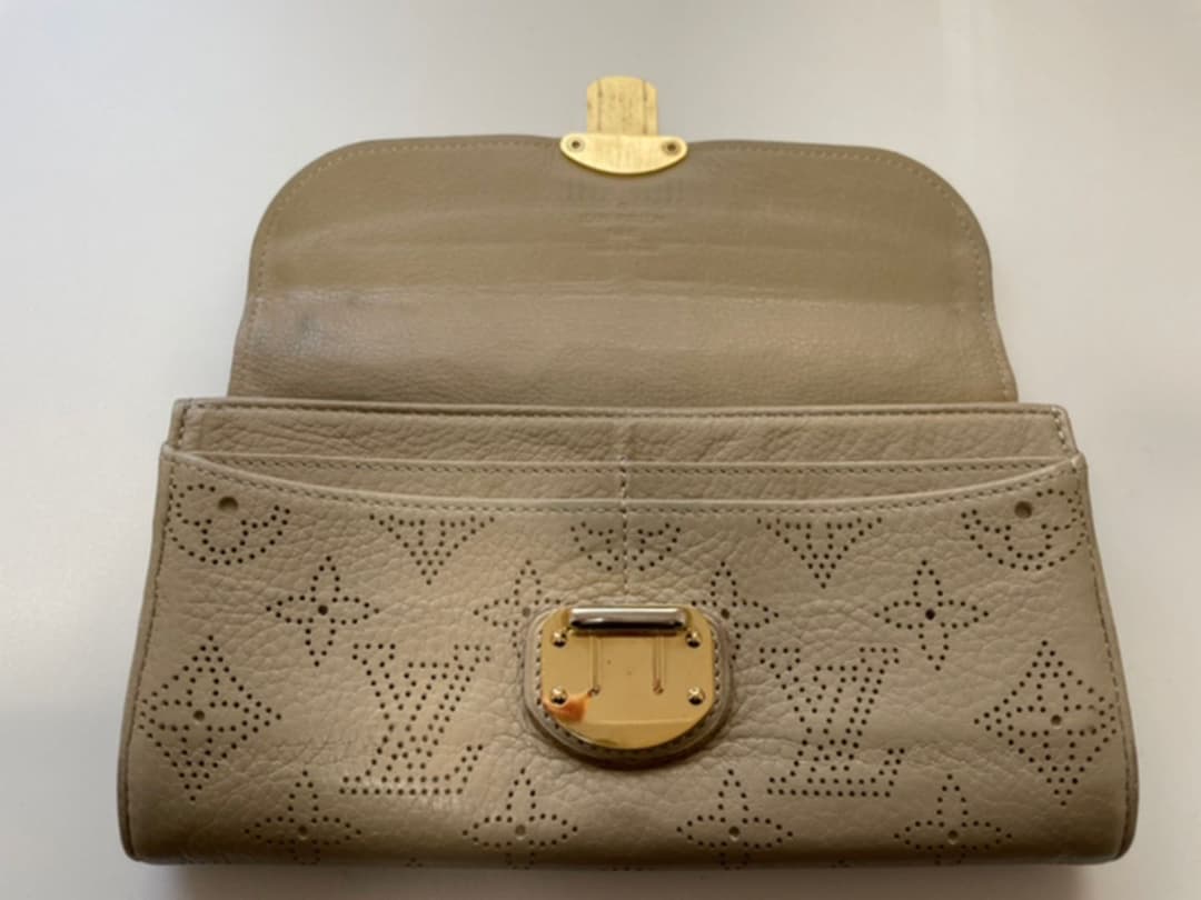 ❤️チーズケーキ❤️Louis Vuitton ルイヴィトン マヒナ 長財布