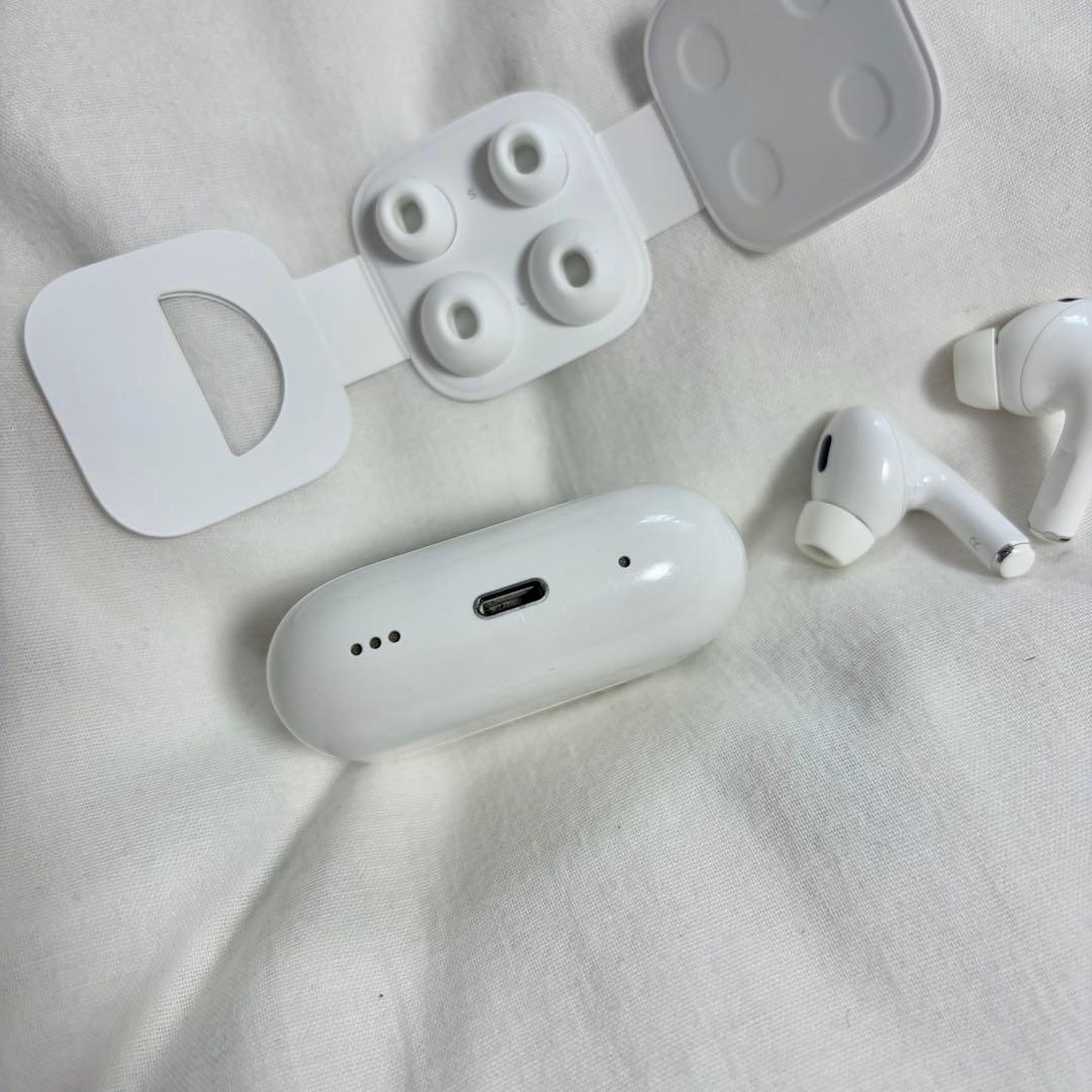 AirPods Pro第2世代Lightningモデル イヤーチップ付き