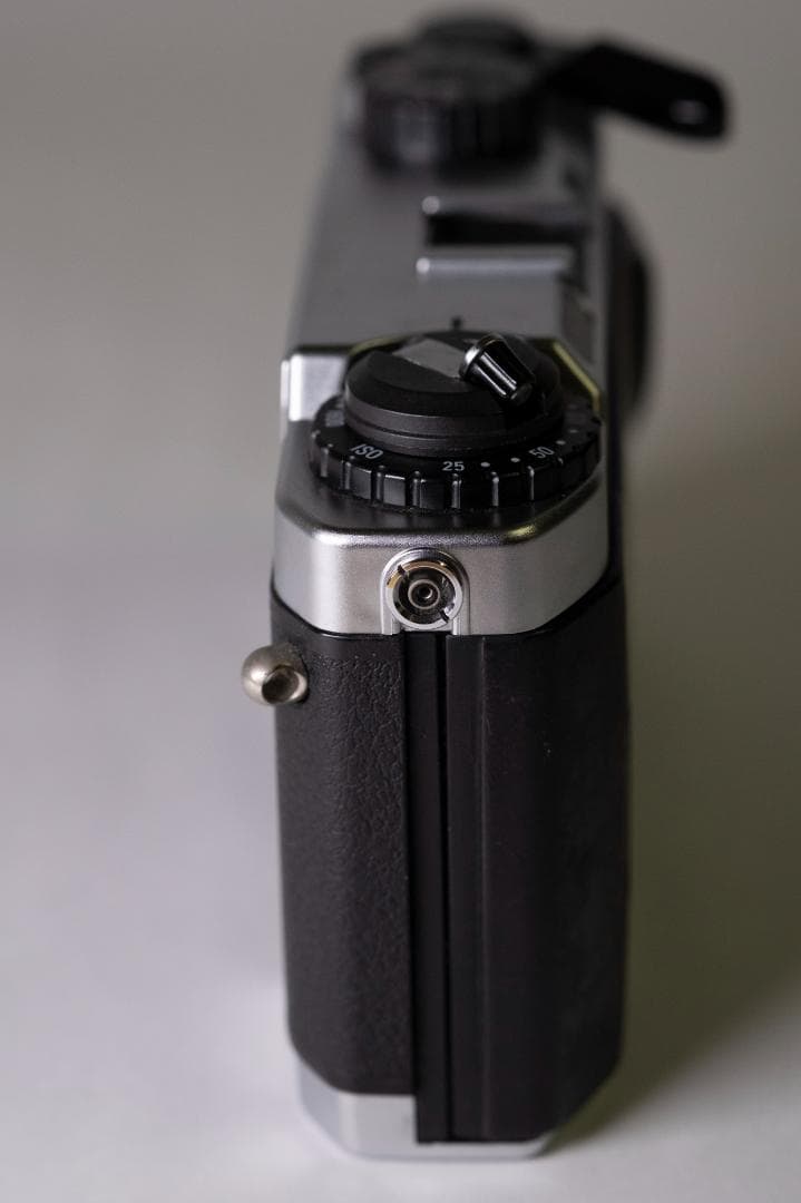 フィルムカメラ Cosina 107-SW (Rare Bessa-L Model)