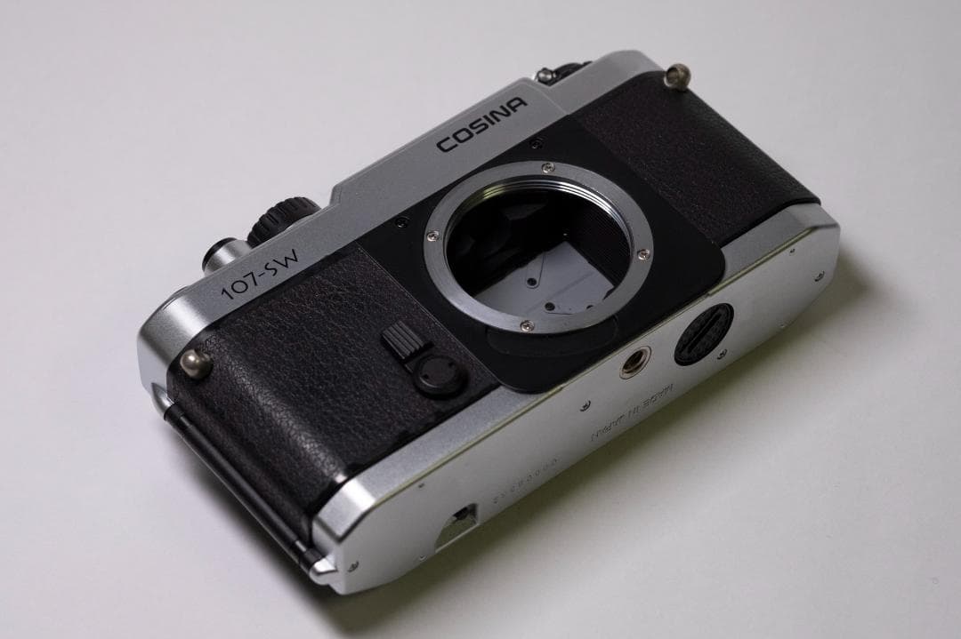 フィルムカメラ Cosina 107-SW (Rare Bessa-L Model)