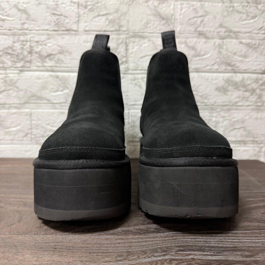 UGG ニューメル プラットフォーム チェルシー 黒 24cm